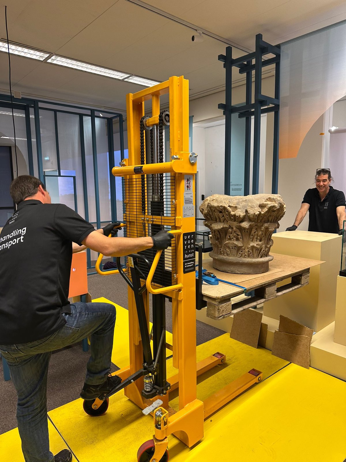 Art handling op locatie